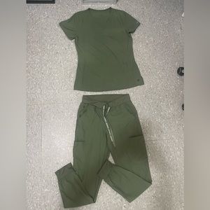 Med couture scrub set